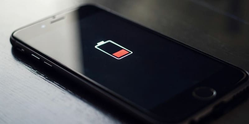 Does Draining Your Battery to 0% Damage It?