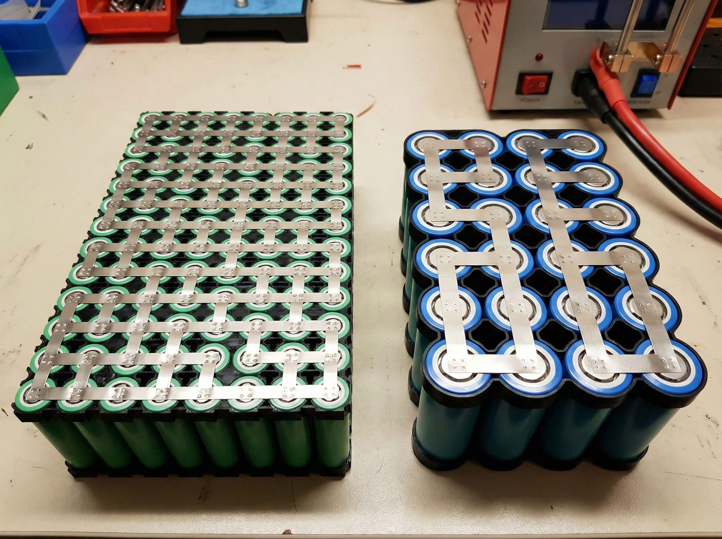 Battery Pack Assembly Cost Savings with 26650 An illustration showing a 48V battery pack made with 18650 cells versus one with 26650 cells